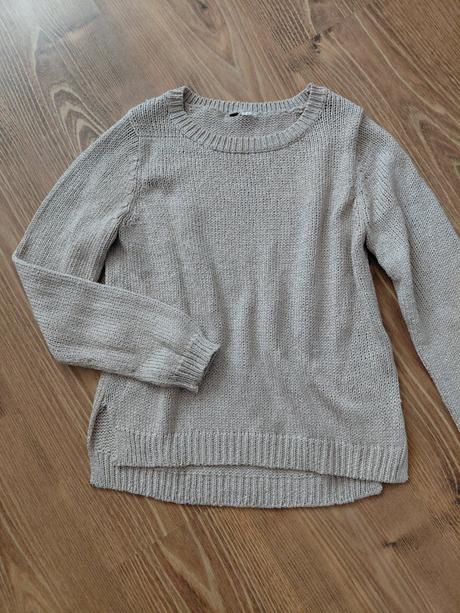 Pulóver so zlatou niťou, s