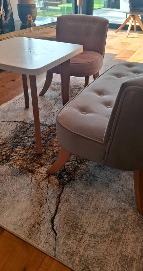 Dizajnový nábytok somebunny,