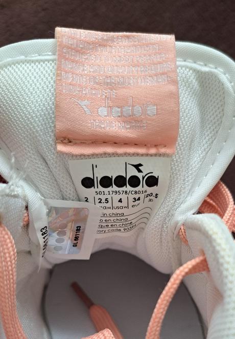 Tenisky diadora "looney tunes" s trblietkami, 34