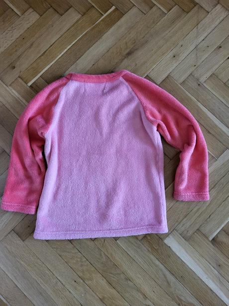 Dievcenska mikina, 128