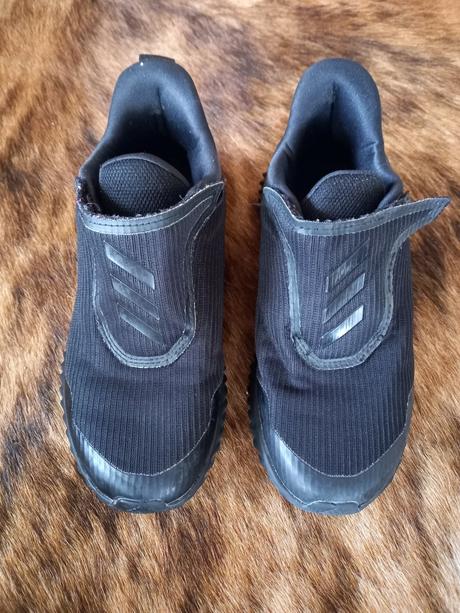 Botasky, adidas,35