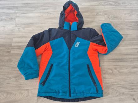 Vetrovka yfk 146/152, 146