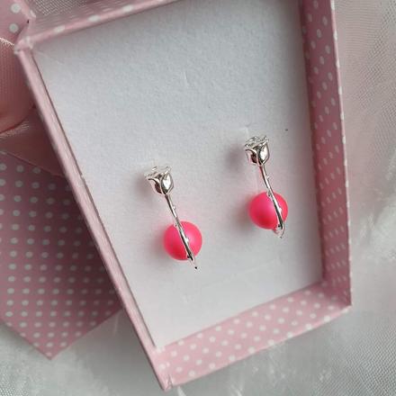 Strieborné puzetové náušnice perly,