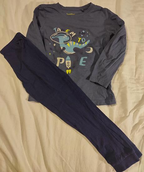 Pyžamko lupilu 110/116, lupilu,110