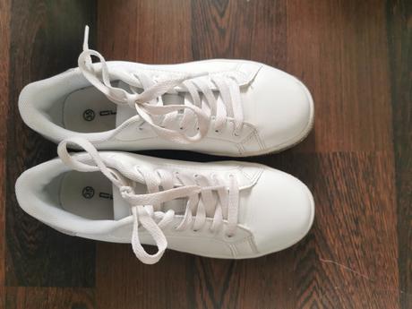 Biele tenisky, deichmann,35