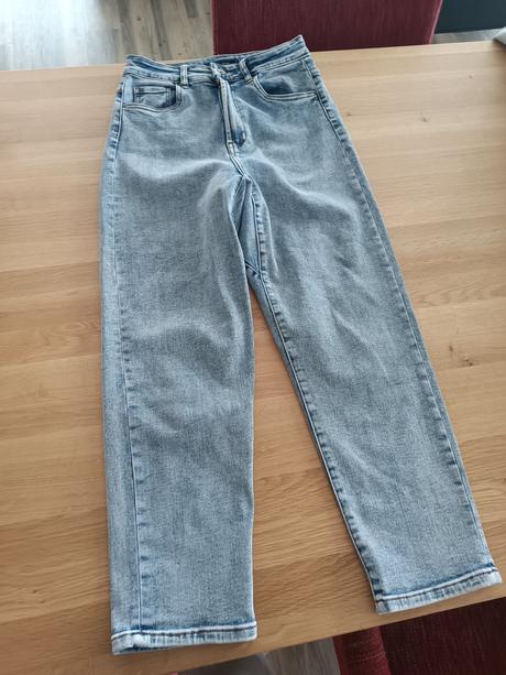 Rifle s vysokým pásom, 36