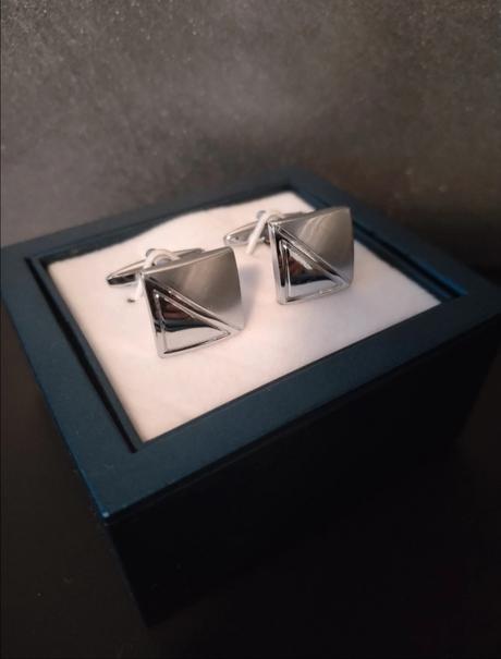 Elegantné manžetové gombíky adam brúsený a leskl, 