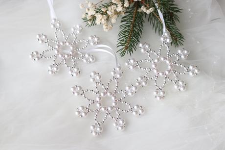 Prekrásne vianočné ozdoby,