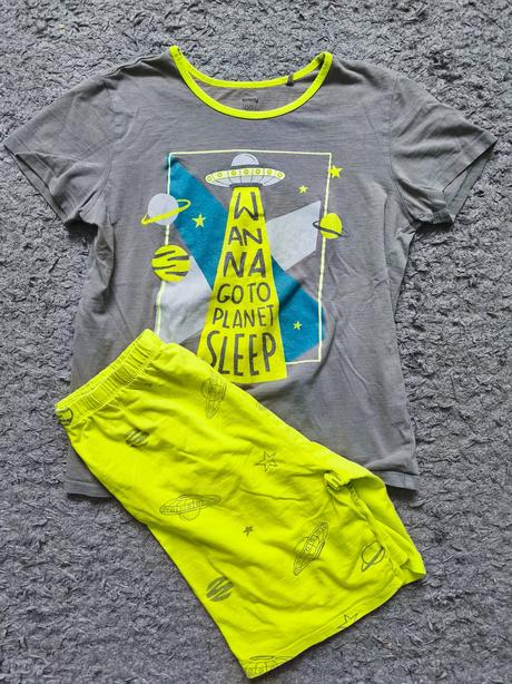 2x pyžamo, sinsay,152