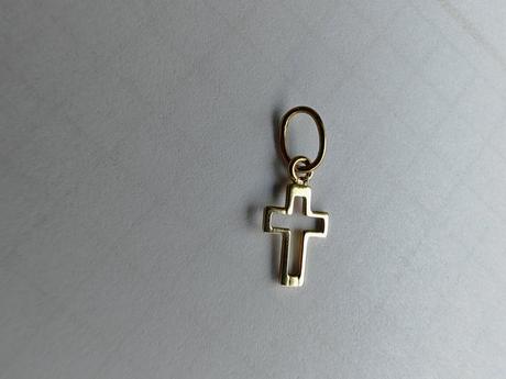 Zlatý prívesok krížik 14k,