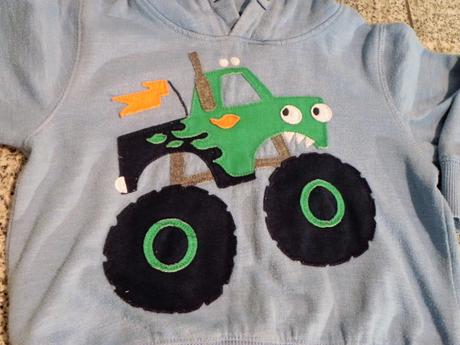 Mikina s monster truckom, next,92