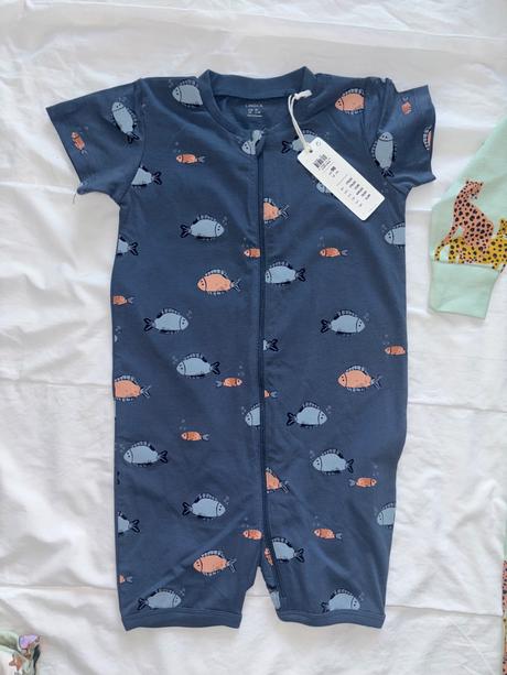 Pyzamko/ opaľovacky, lindex,98