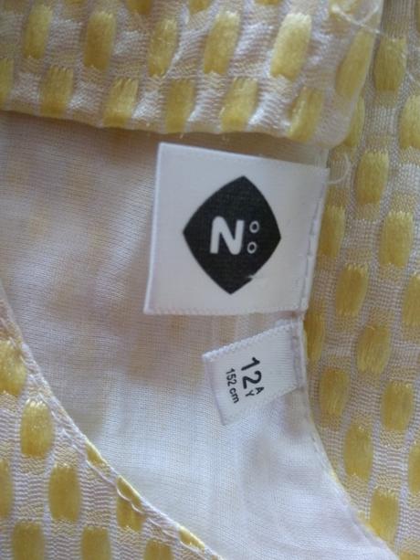 Príležitostné šaty, 152