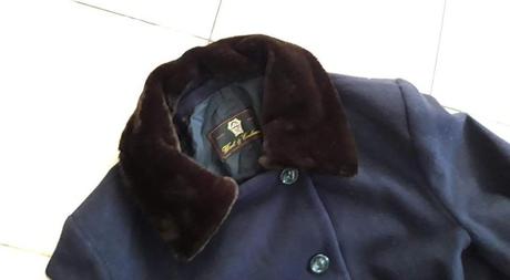 Kabat tmavomodra az cierna, 48