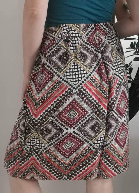 Vzorovaná ľahká sukňa, tu,l