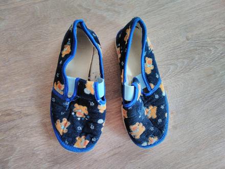 Macíkove papučky, 30