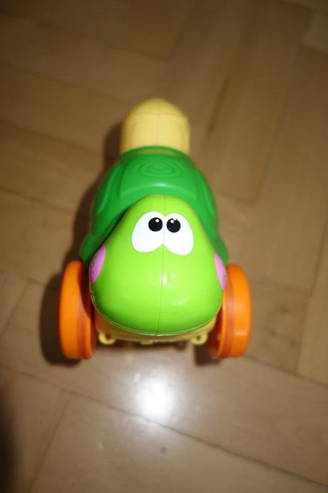 Korytnačka fisher price,
