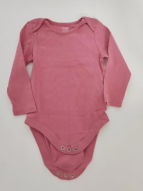 Jednofarebné body, marks & spencer,86