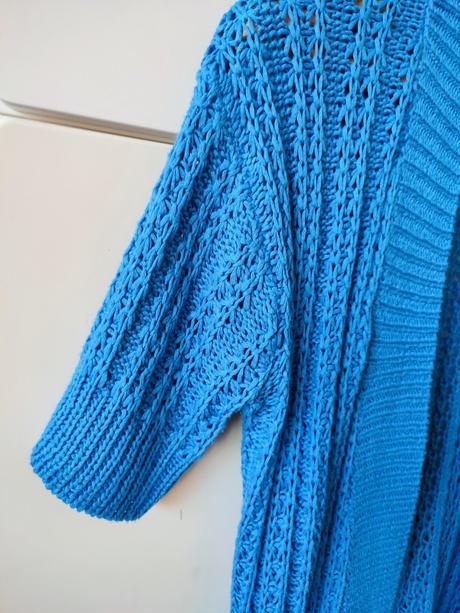 Cardigan only, only,s