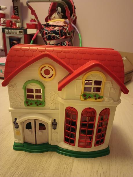 Domček pre bábiky, 