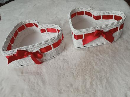 Košíky na pierka na svadbu,