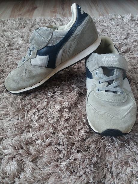 Diadora kožené tenisky, 31
