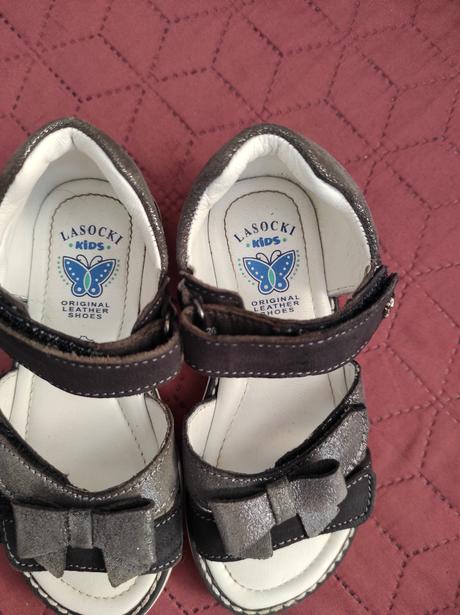Sandálky, lasocki,26