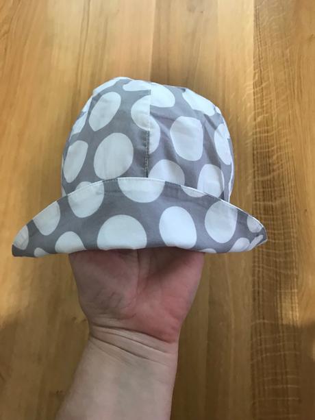 Jacadi bodkovaný klobúk veľkost hlavy 55, jacadi,128