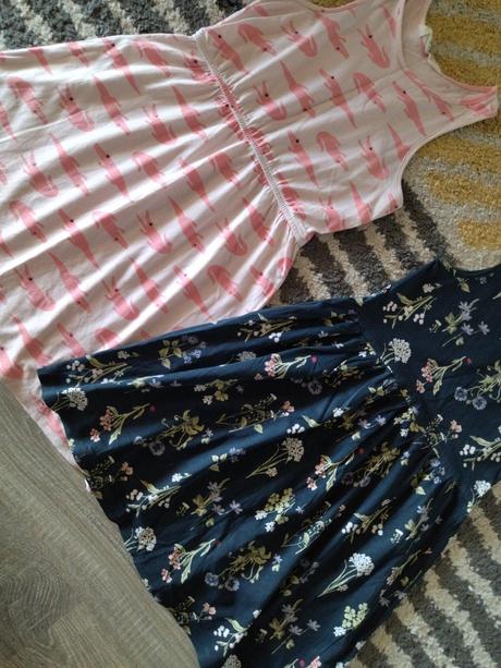 Krokodílové šaty 122/128, h&m,122