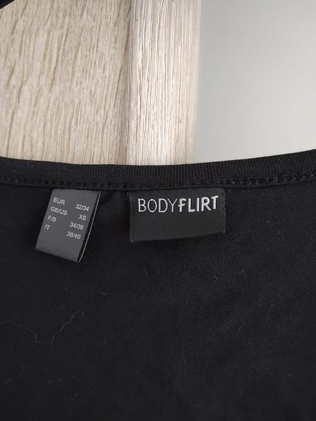 Čierne predĺžene tielko, xs