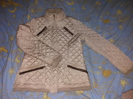 Bunda mierna zima, 42