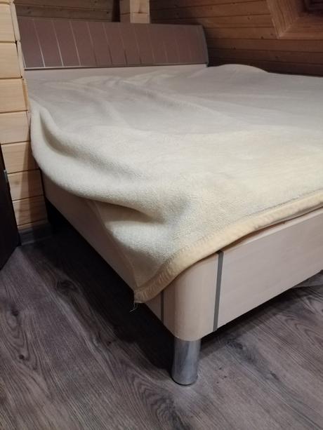 Manželská posteľ, 