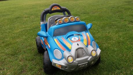 Elektrické autíčko,