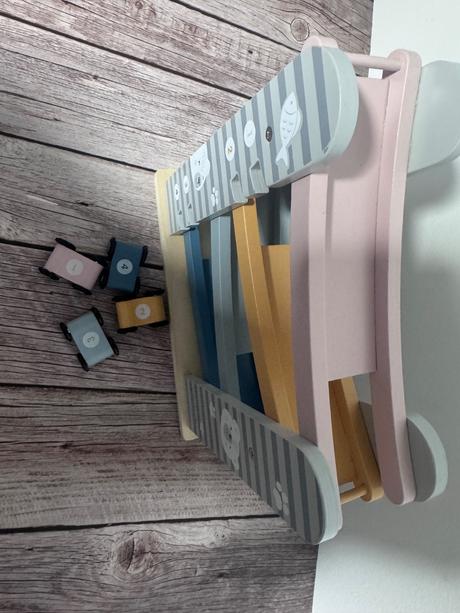 Krásna drevená autodráha vhodná aj ako darček, 