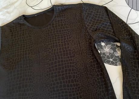 Elastické tričko so štruktúrou - potlačou v. m/l, m
