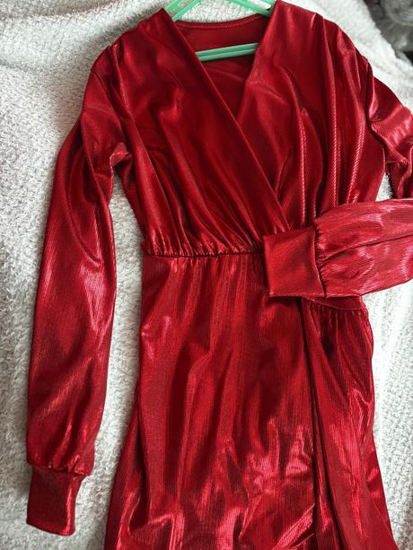 Trblietavé šaty, xs