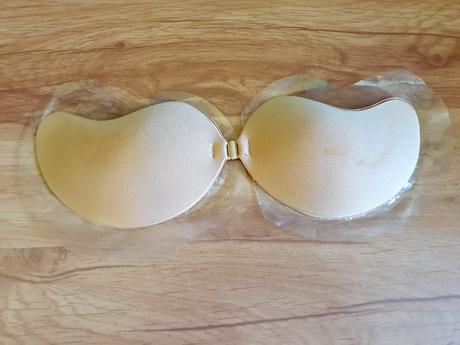 Nalepovacia podprsenka, s