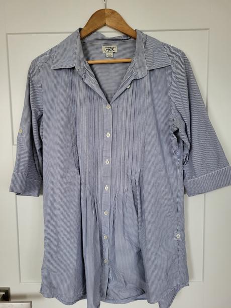 Predlzena kosela, levis,l