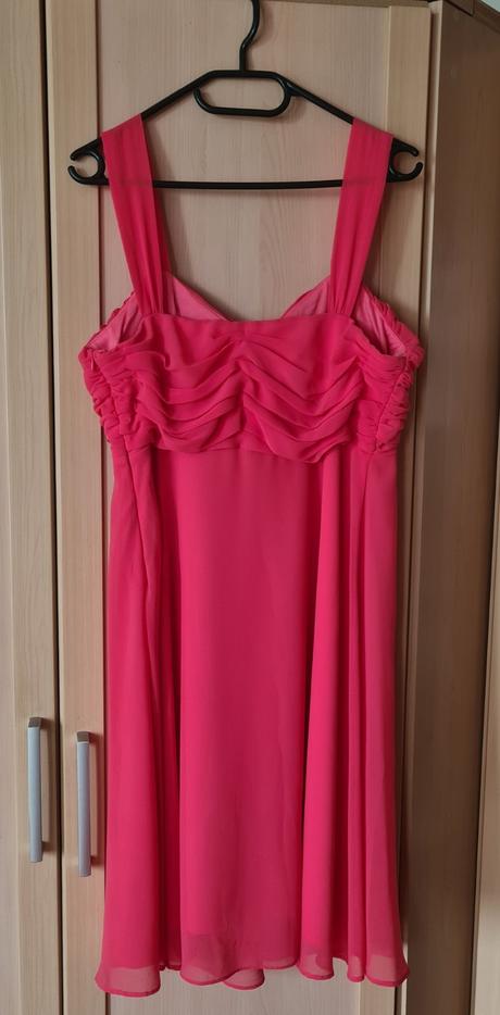 Spoločenské šaty, l