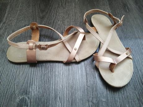 Sandalky na leto, 37