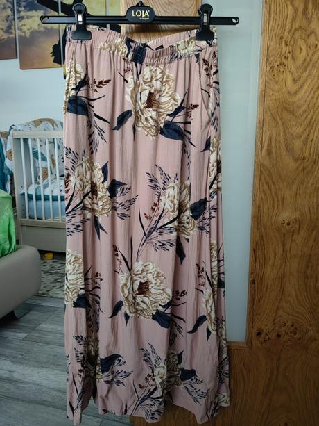 Dlhá sukňa xs s rozparkom, xs