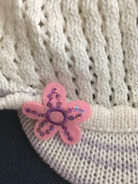 Rôzne šiltovky, 50