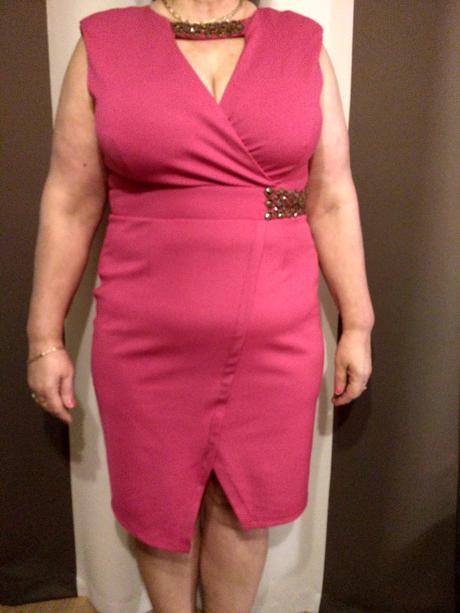 Spoločenské šaty, 46