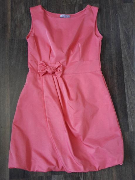 Spoločenské šaty 1x oblečené, s