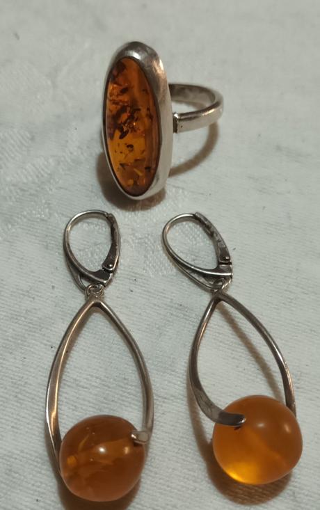 Prsten plus nausnice, 