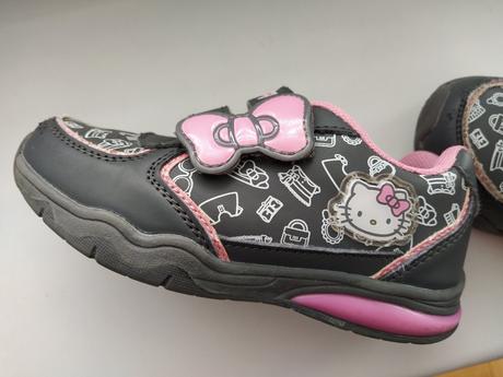 Tenisky hello kitty, 27