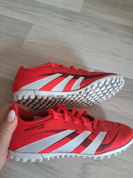 Adidas predátor kopačky tarify 34, adidas,34