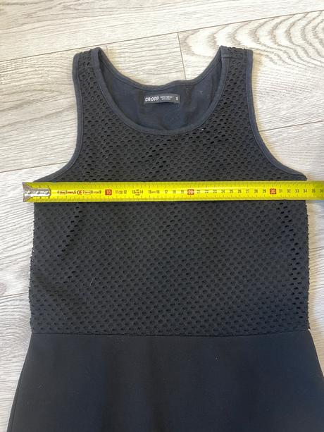 Čierne minišaty, s