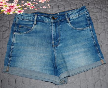 Šortky, zara,164