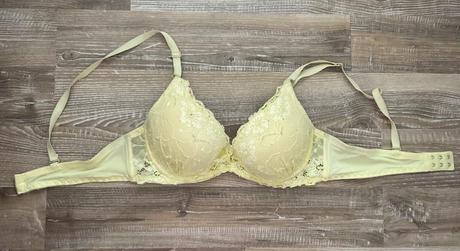 Podprsenka 95/80/36 darujem len k nákupu, 80a